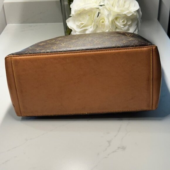 🔥🔥🔥Louis Vuitton LV Vintage Cabas Mezzo Tote Shoulder Bag + LV Dust Bag + COA - Picture 3 of 15